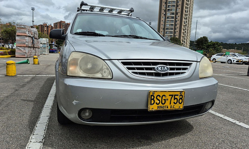 Kia Carens 2.0 Lx 7 ...