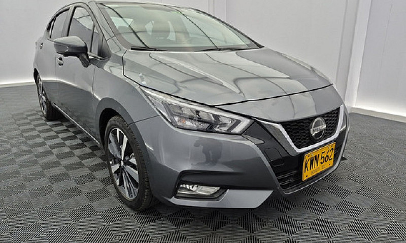 Nissan Versa 1.6 Exc...