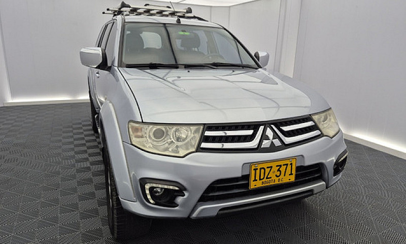 Mitsubishi Nativa 2....
