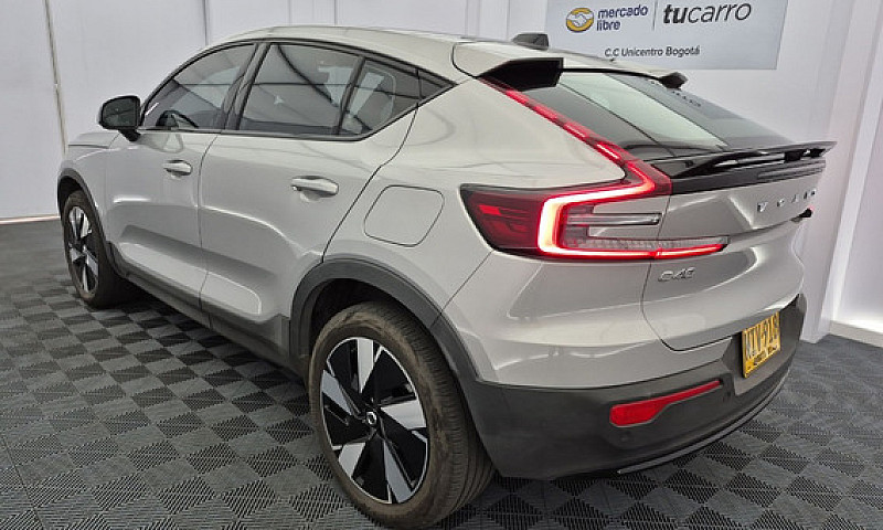 Volvo C40 Electrica ...
