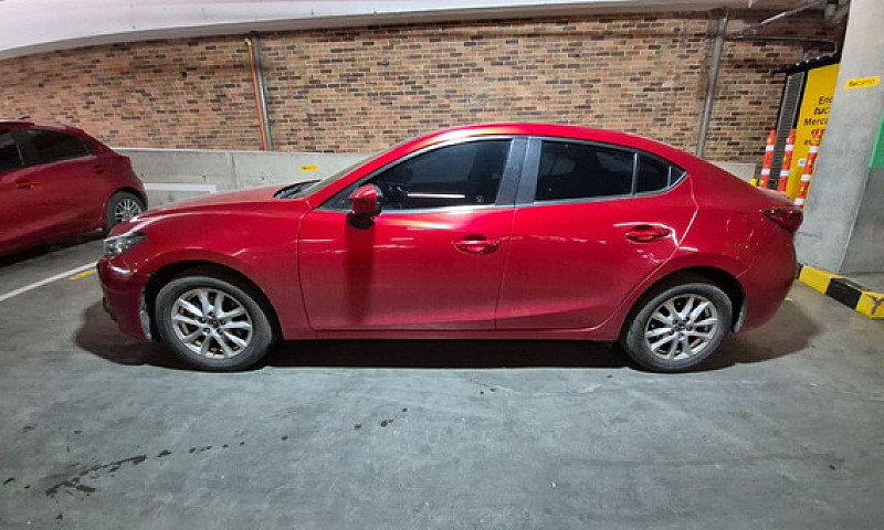 Mazda 3 2.0 Touring ...