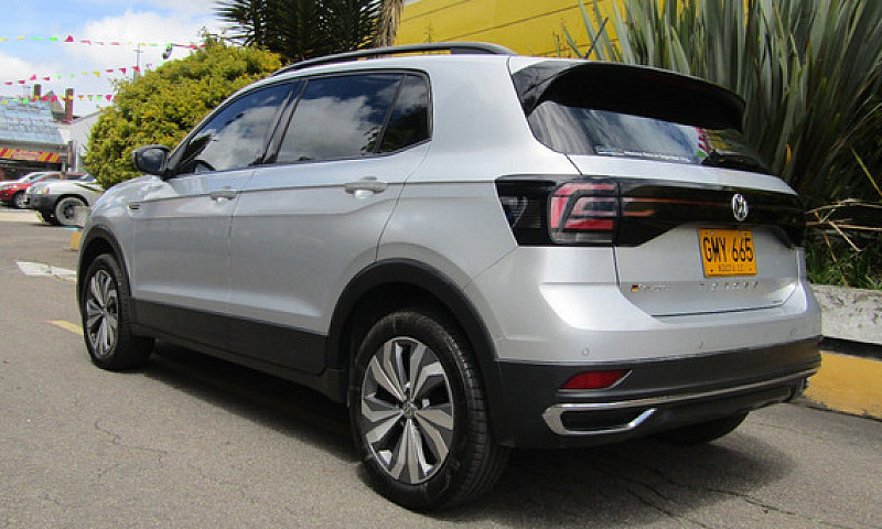Volkswagen T-Cross 1...