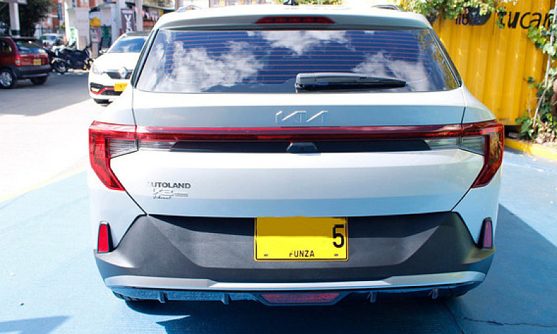 Kia K3 Cross 2026 Au...