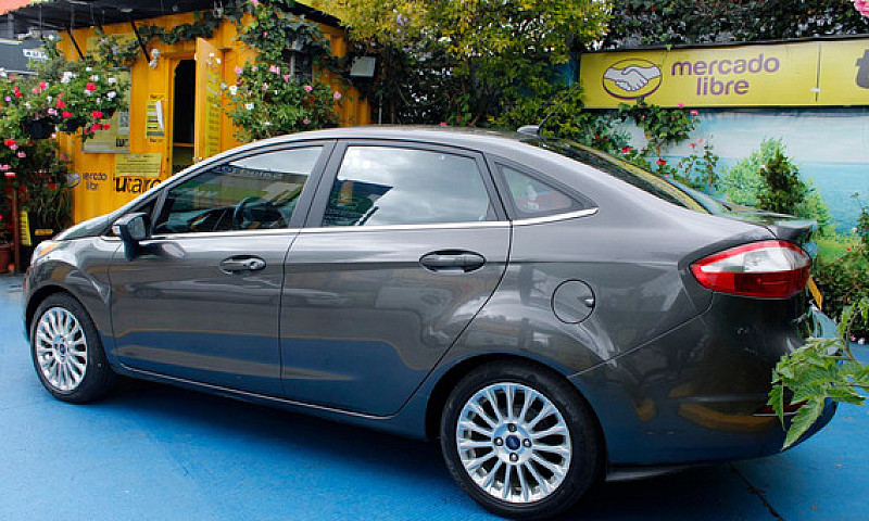 Ford Fiesta 1.6 Tita...