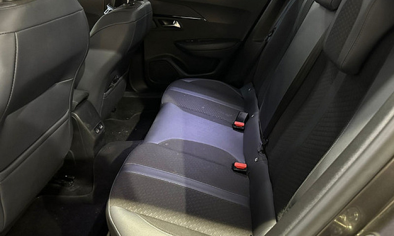 Peugeot 2008 1.2 All...