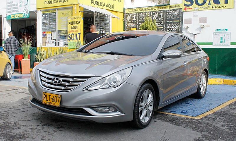 Hyundai Sonata I45 2...