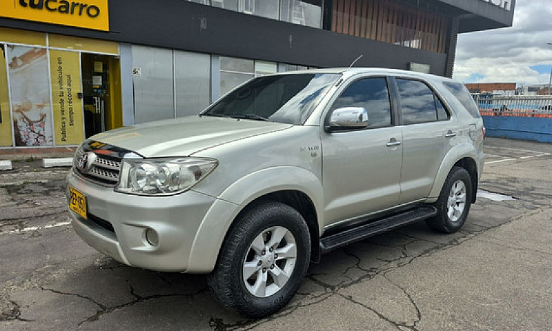 Toyota Fortuner 2.7 ...
