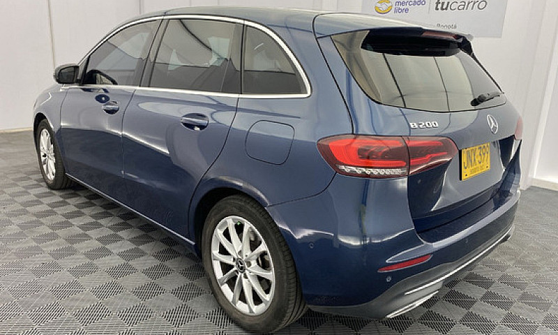 Mercedes Benz B 200 ...