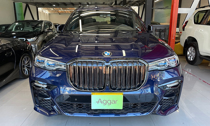 Bmw X7 M50I...