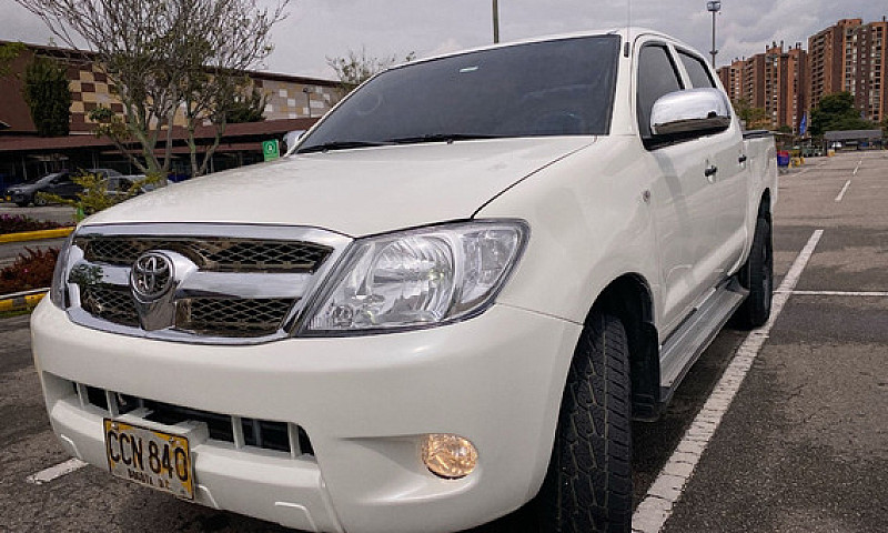 Toyota Hilux 2.5 Imv...