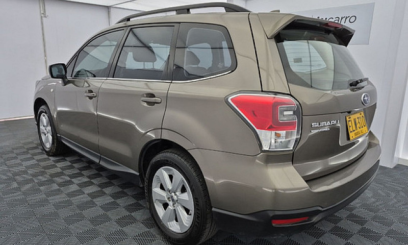 Subaru Forester 2.0 ...