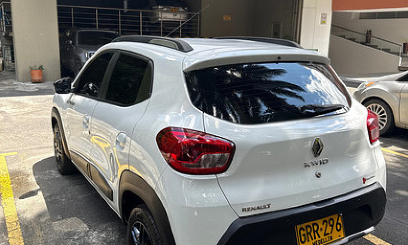 Renault Kwid 1.0 12V...