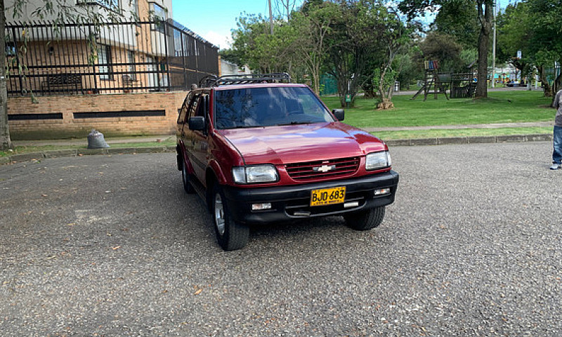 Chevrolet Rodeo 2.6L...
