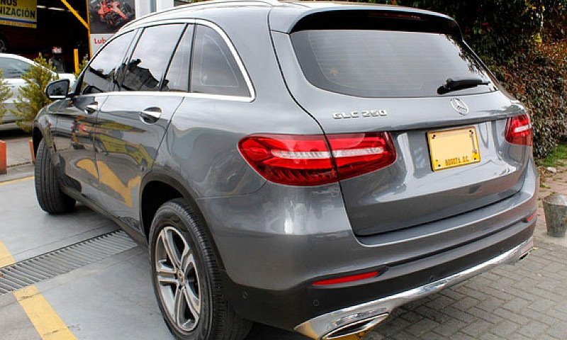 Mercedes-Benz Clase ...