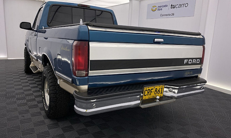 Ford F-150 5.0 Xlt 4...