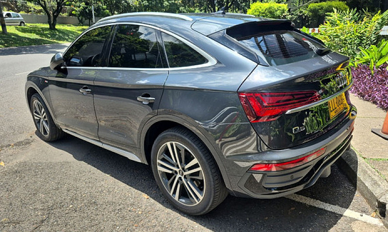 Audi Q5 2.0 Sportbac...