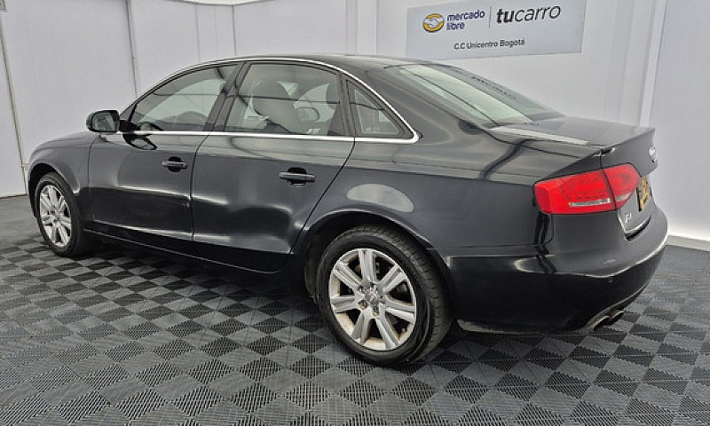 Audi A4 Turbo 1.8 Lu...