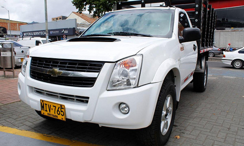 Chevrolet D-Max Esta...