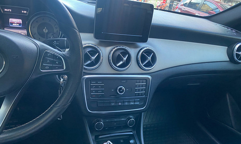 Mercedes-Benz Clase ...