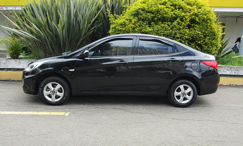 Hyundai Accent 1.4 N...