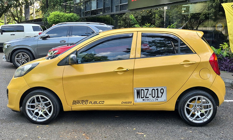 Kia Picanto 1.3 Io E...