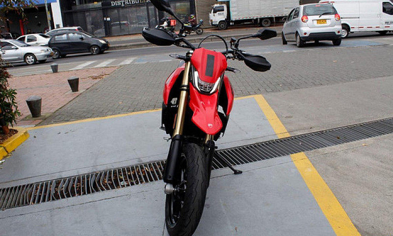 Ducati Hypermotard M...
