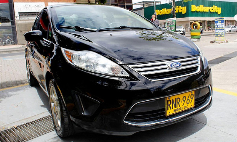 Ford Fiesta Se 2012...
