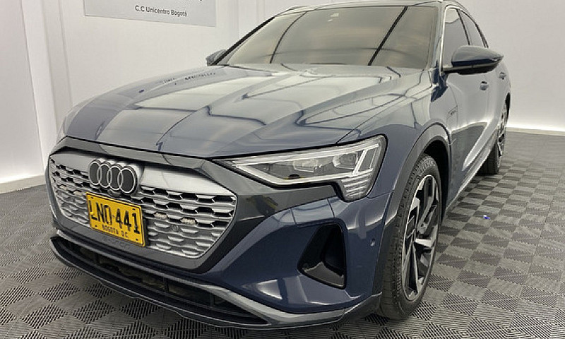 Audi Q8 E-Tron Sport...