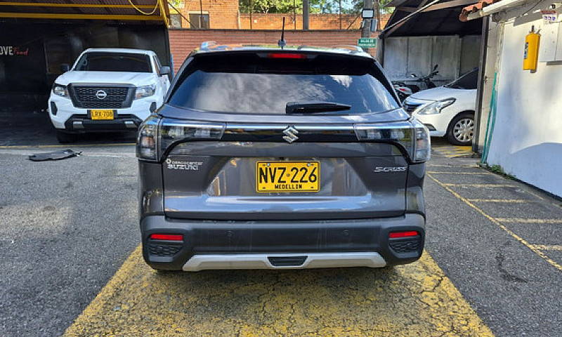 Suzuki S-Cross 1.4 T...