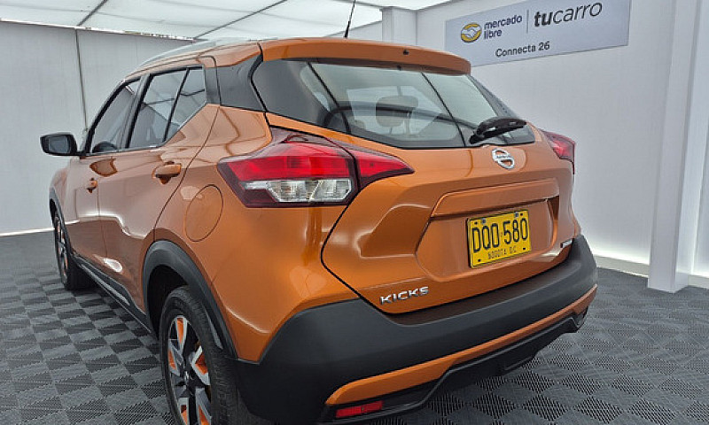 Nissan Kicks 1.6 Sen...