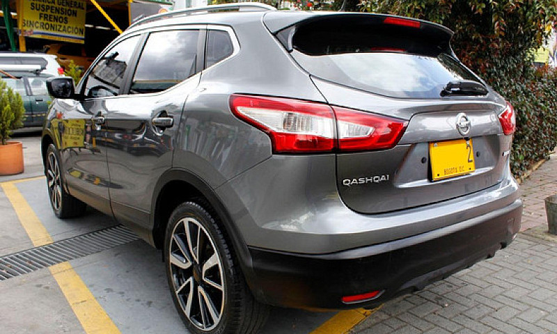 Nissan Qashqai 2.0 E...