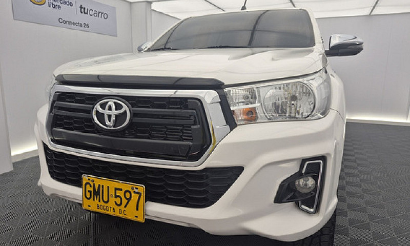 Toyota  Hilux 2.8 At...