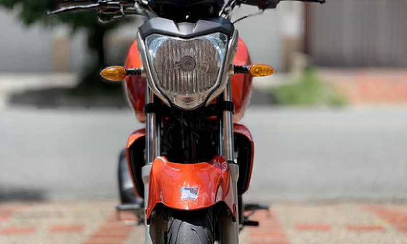 Moto Fz16 Yamaha...