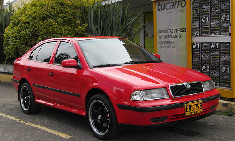 Skoda Octavia 1.8 Sl...