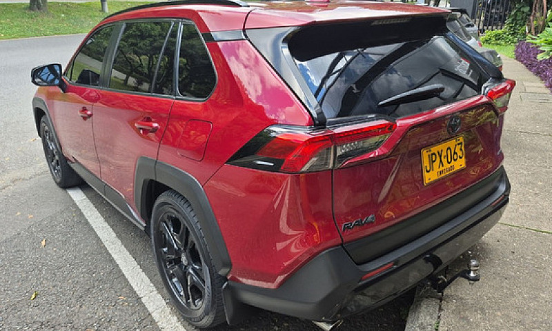 Toyota Rav4 2.5 Xroa...