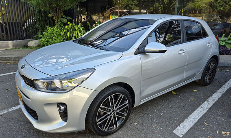 Kia Rio 1.4 Emotion ...
