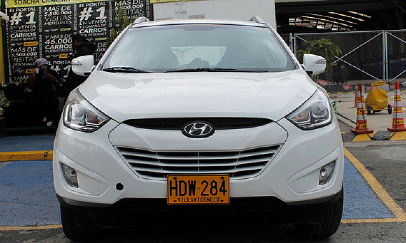 Hyundai Tucson Ix-35...