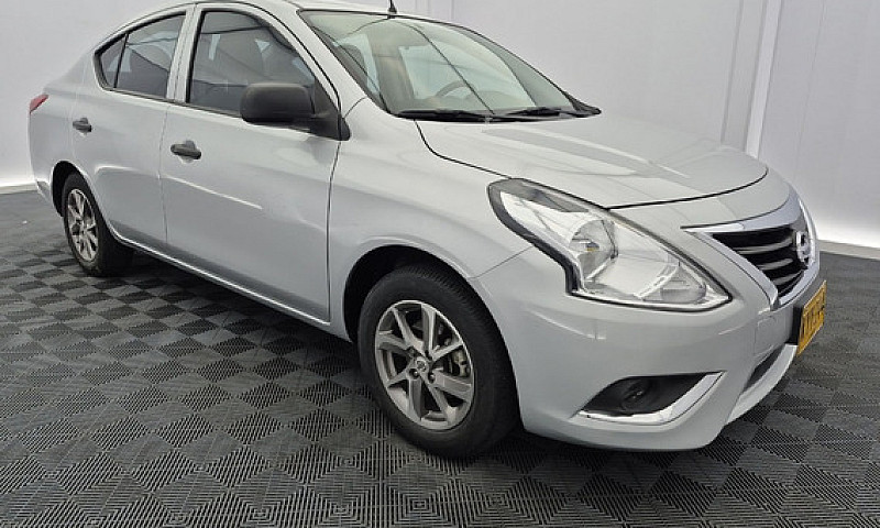 Nissan Versa 1.6 V-D...
