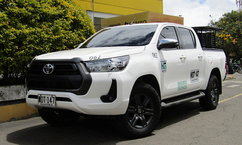 Toyota Hilux 2.4 Dié...