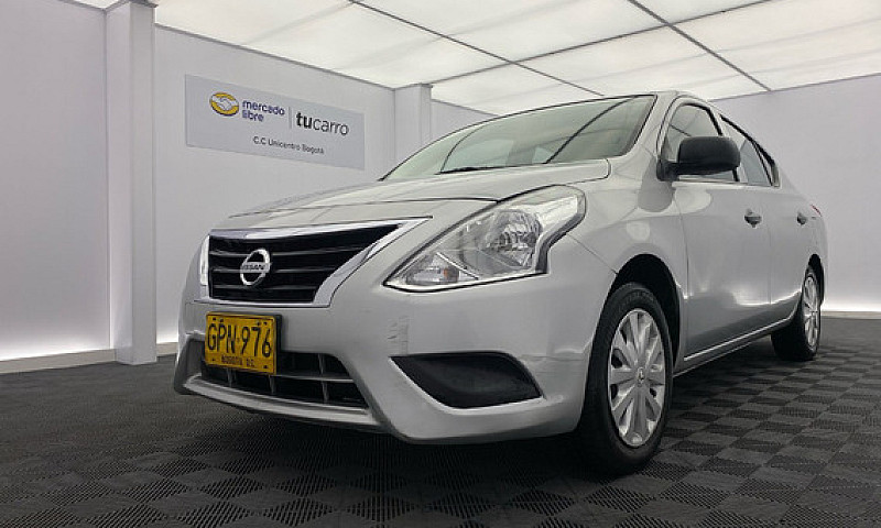 Nissan Versa 1.6 Dri...