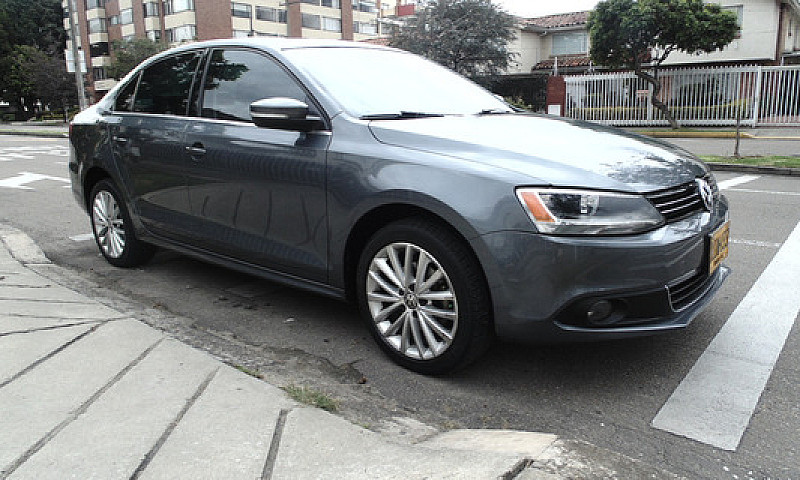 Volkswagen Jetta 2.5...