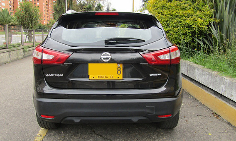 Nissan Qashqai 2.0 E...