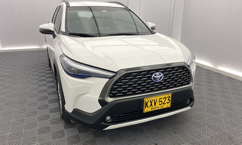 Toyota Corolla Cross...