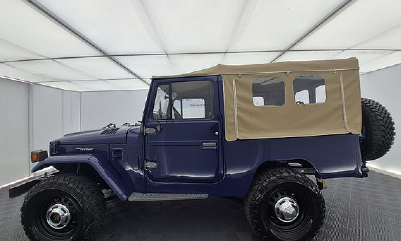 Toyota Land Cruiser ...