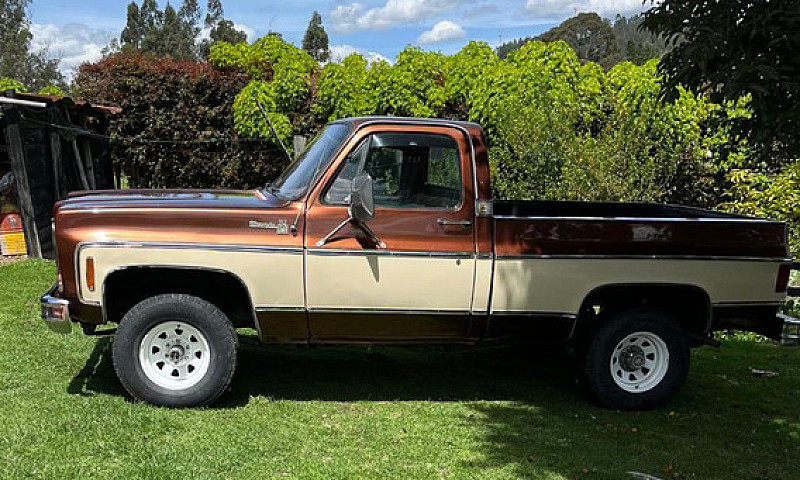 Chevrolet Silverado ...