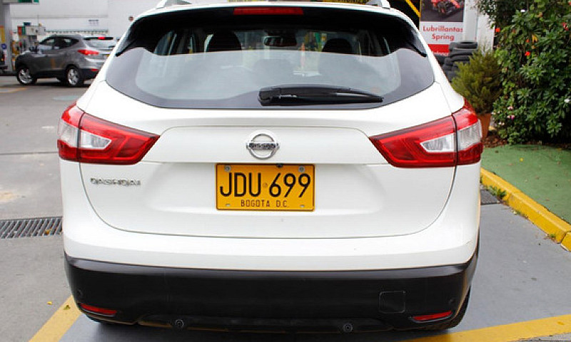 Nissan Qashqai 2.0 E...