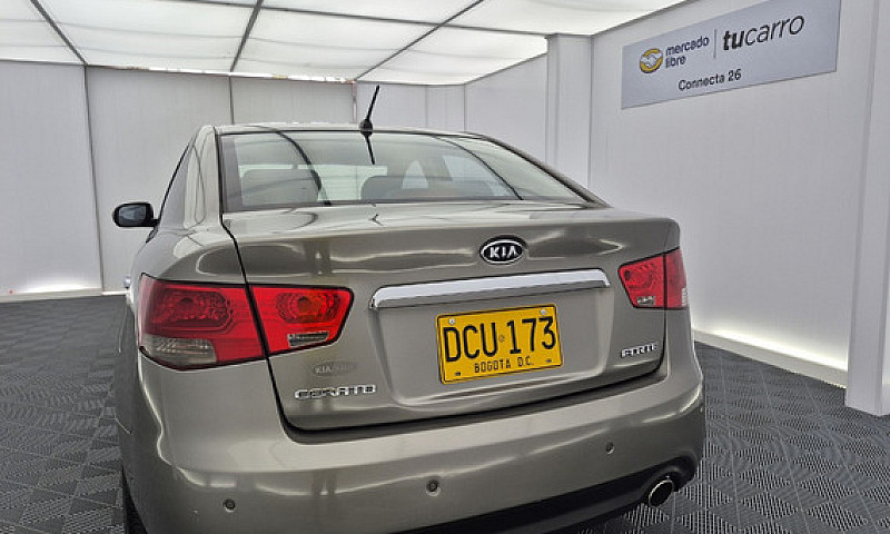 Kia Cerato 1.6 At 20...