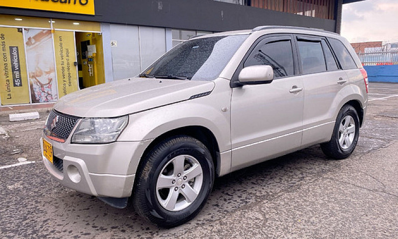 Suzuki Grand Vitara ...