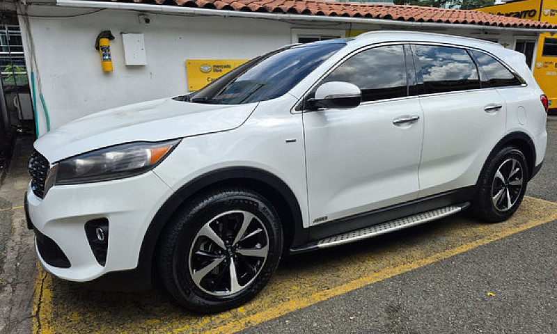 Kia Sorento 3.3 Trus...