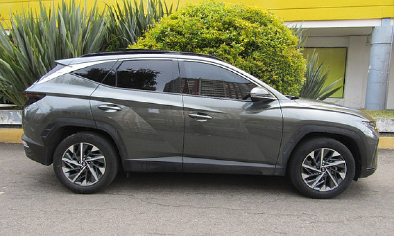 Hyundai Tucson 2.0 N...